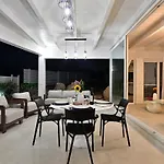 Iside Vila Baunei
