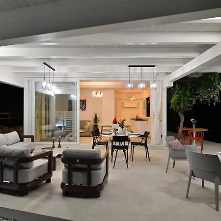 Iside Villa *