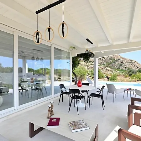 Iside Villa *