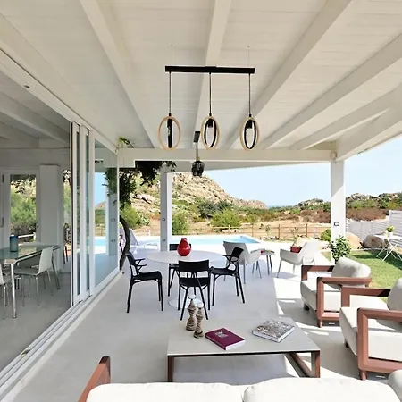 Iside Villa Baunei